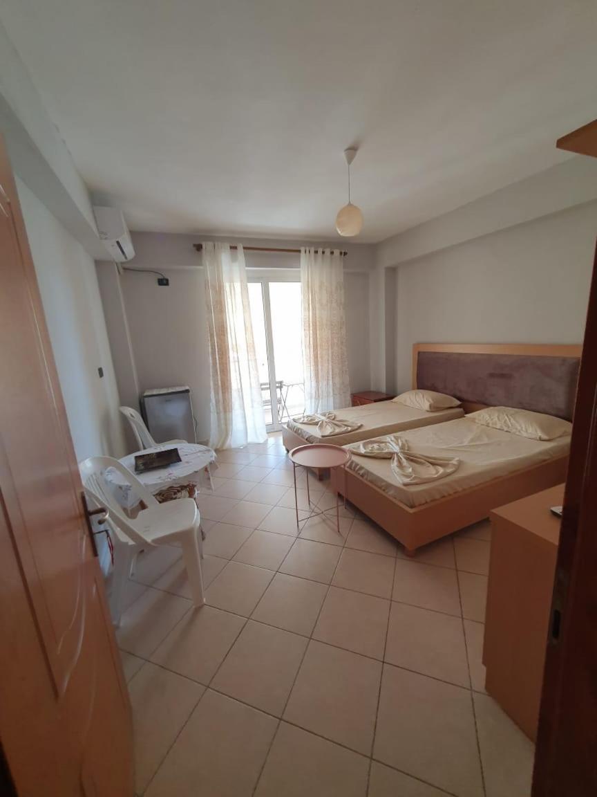 Mona'S Apartments Саранда Номер фото
