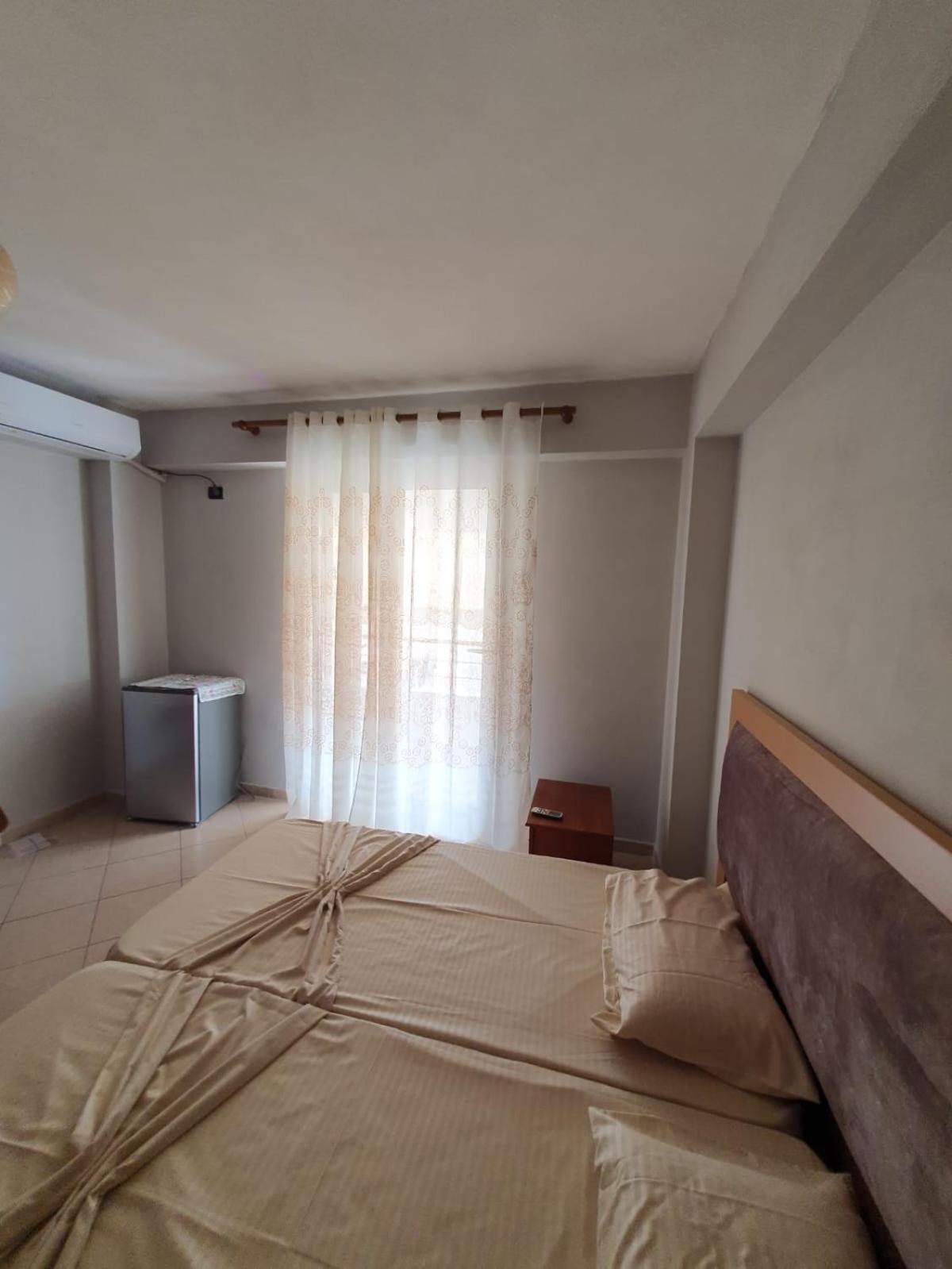 Mona'S Apartments Саранда Номер фото
